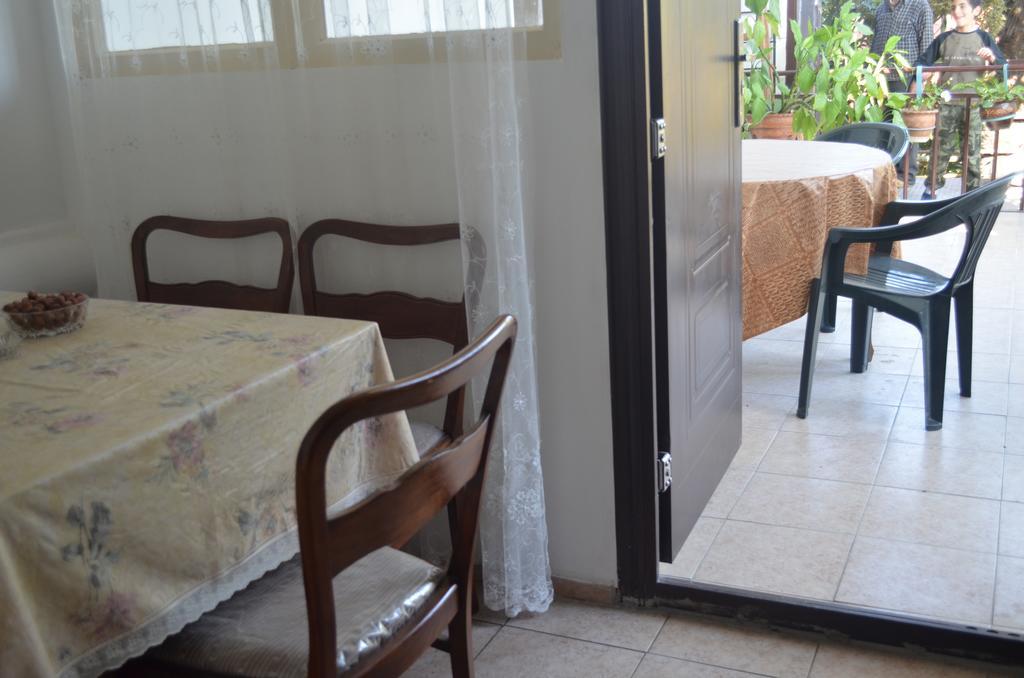 Alex'S Cosy Guesthouse Tiflis Exterior foto