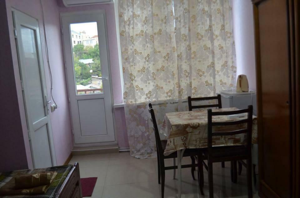 Alex'S Cosy Guesthouse Tiflis Exterior foto